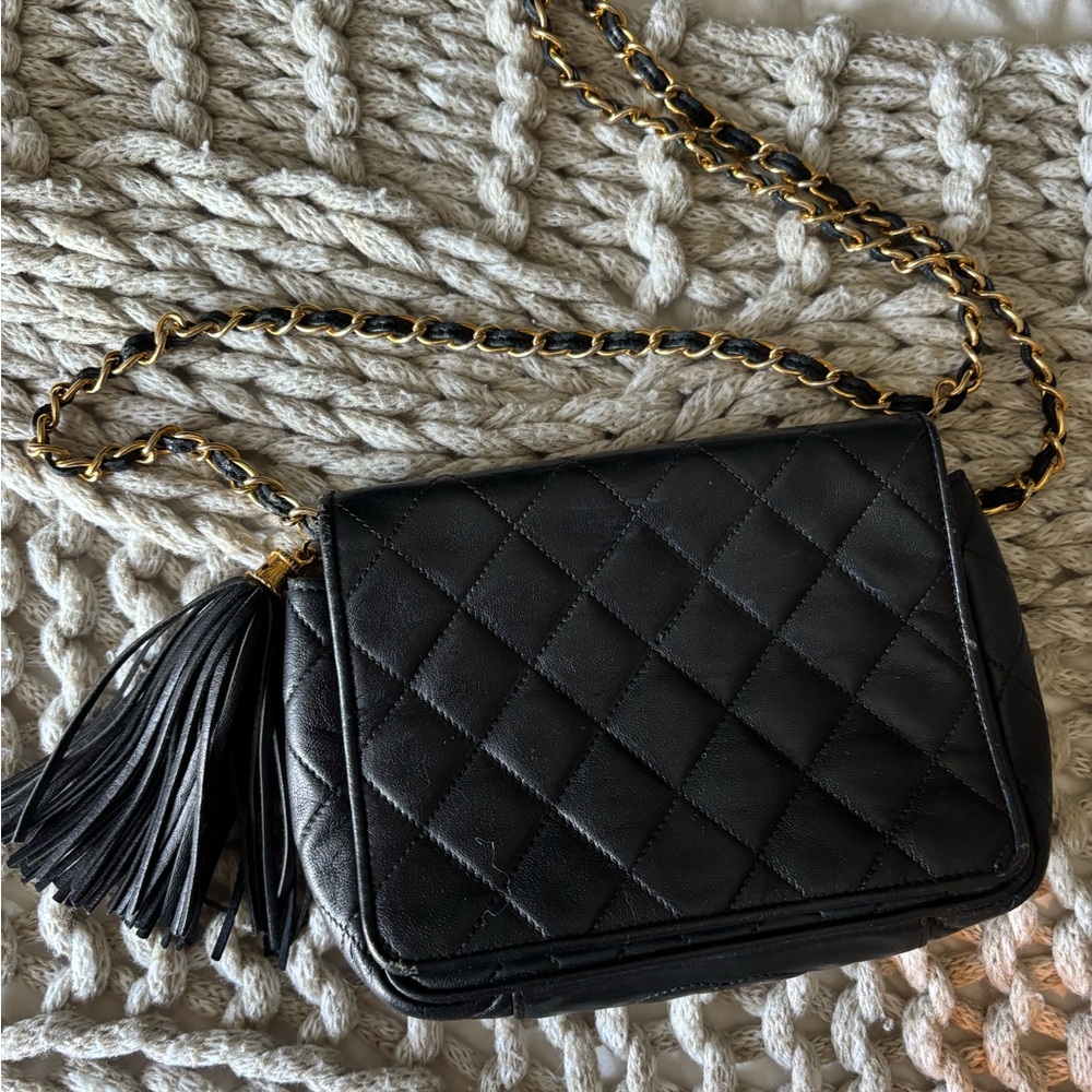 Black Quilted Leather Authentic Chanel Bag